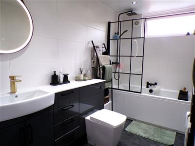 Picture 11
